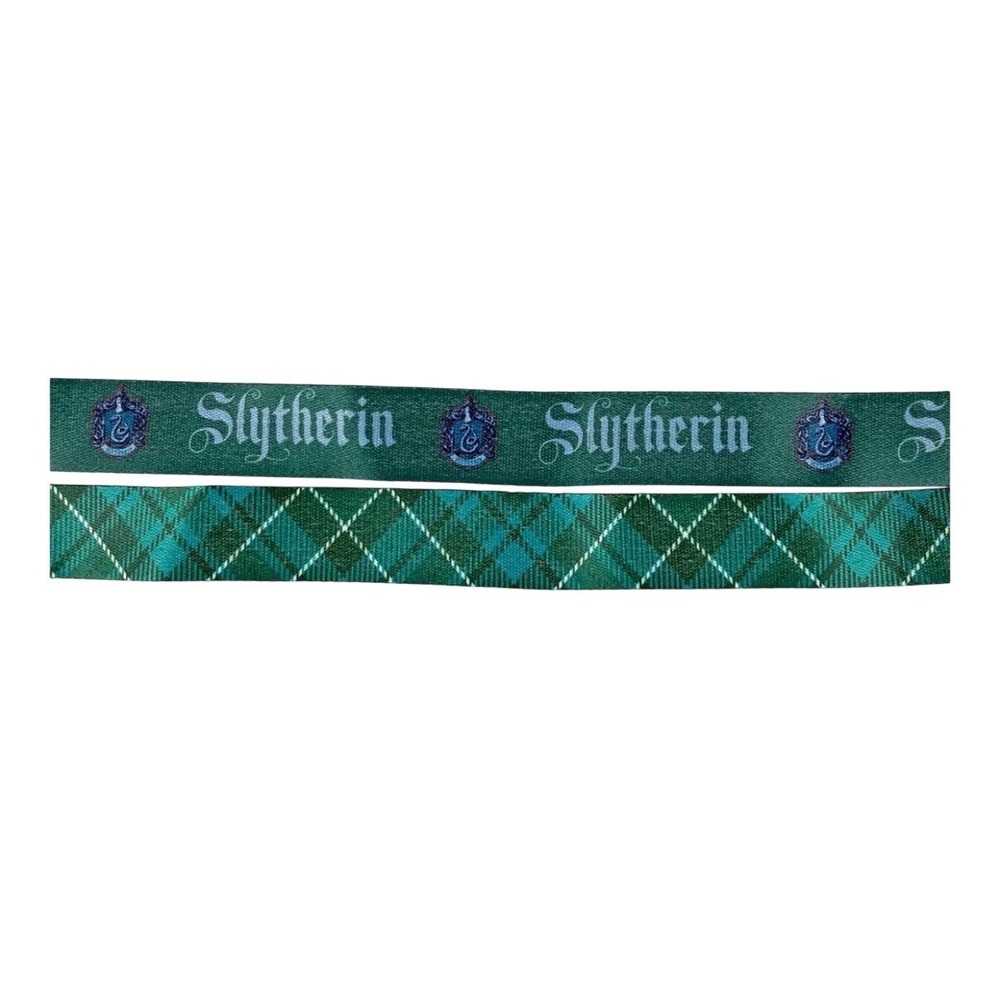 Harry Potter Slytherin Lanyard Unisex Green Excellent Plaid ID Holder Charm - Picture 3 of 4